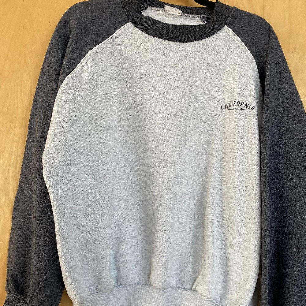 Vintage Raglan Style Sweatshirt